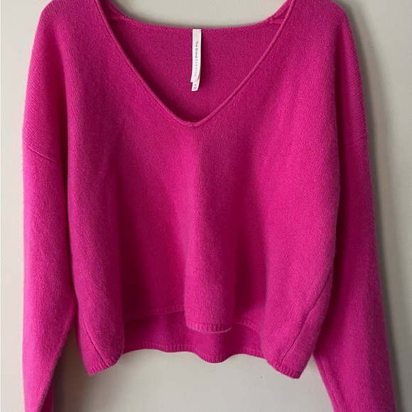 The Group BABATON • 100% Cashmere V-Neck Sweater - Picture 4 of 5